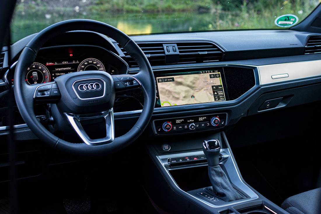 audi-q3-sportback-interior