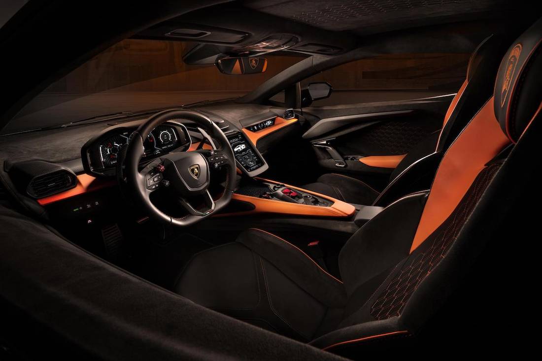 lamborghini-revuelto-seats