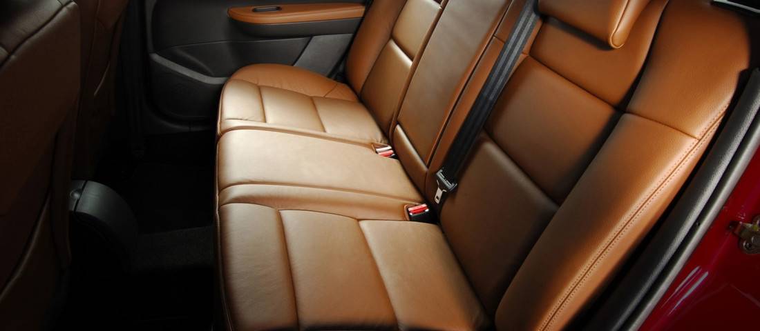 peugeot-307-seats