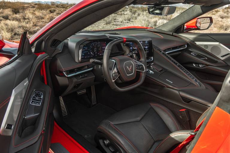 2020-chevrolet-corvette-stingray-213-1-