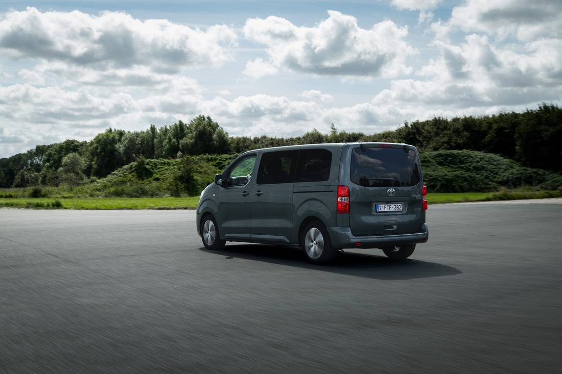 toyota proace verso electric 974