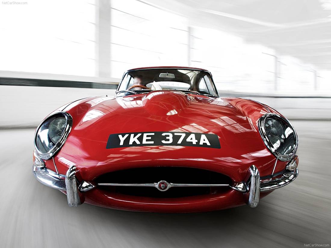 jaguar-e-type-front