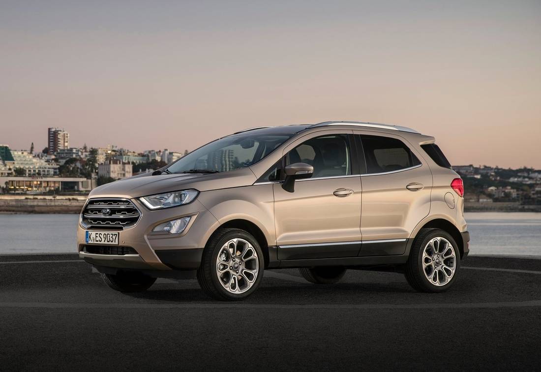 ford-ecosport-side