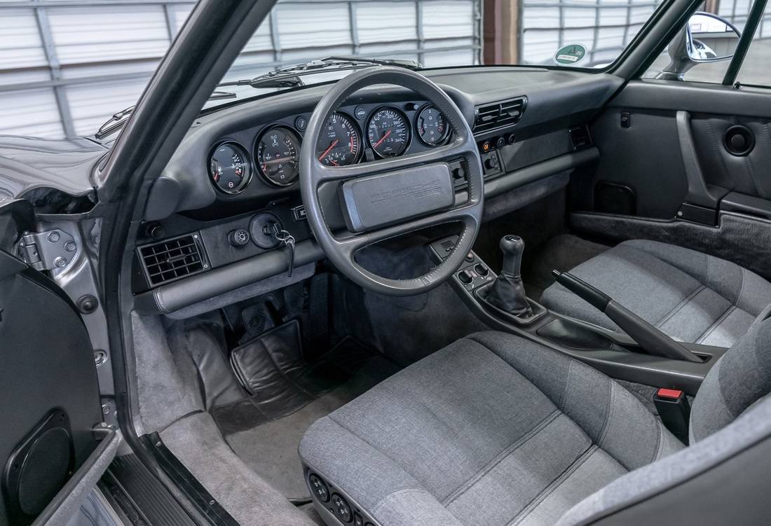 porsche-959-interior