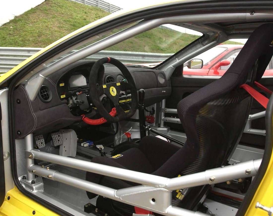 ferrari-360-interior