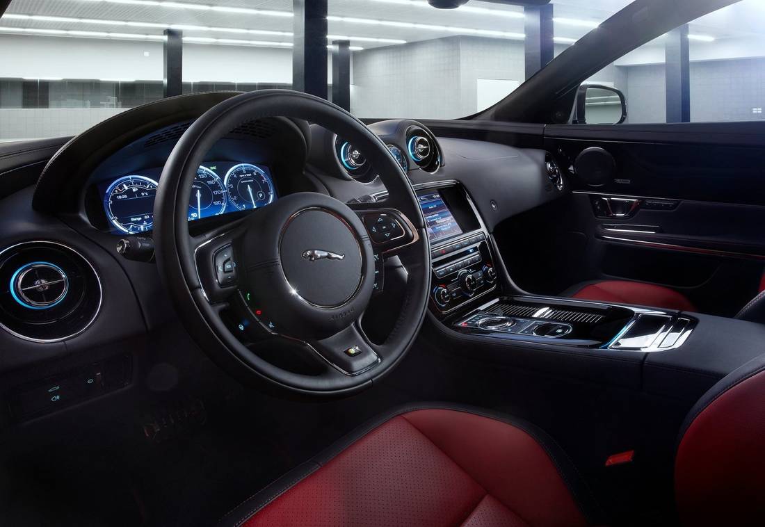 jaguar-xjr-interior