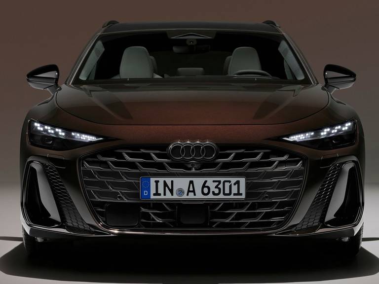 audi-a6-2025-front
