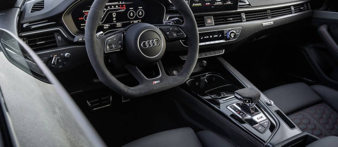 audi-rs5-interieur