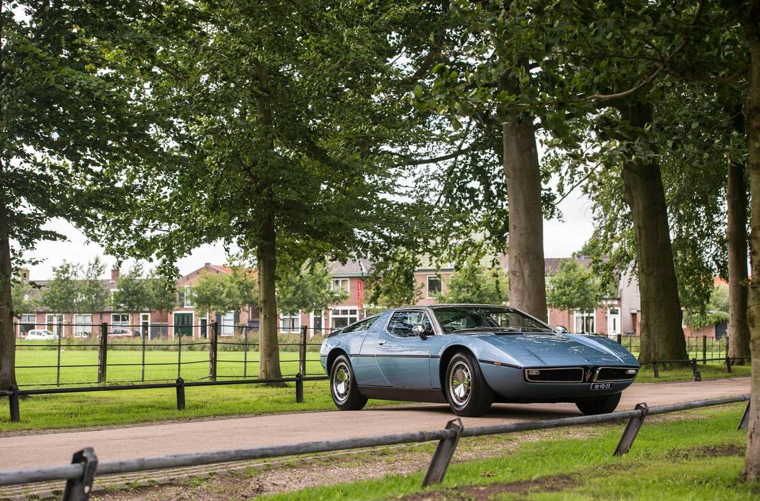 maserati bora 11