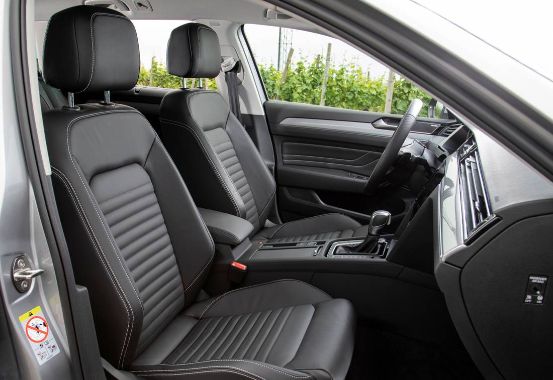 vw-passat-variant-seats