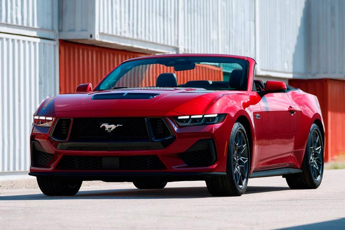 Ford-Mustang-Convertible-2024 (2)