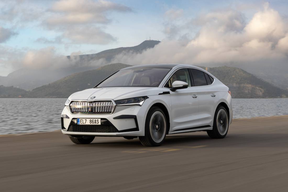 Skoda Enyaq Coupé iV (2023) rijdend, vooraanzicht