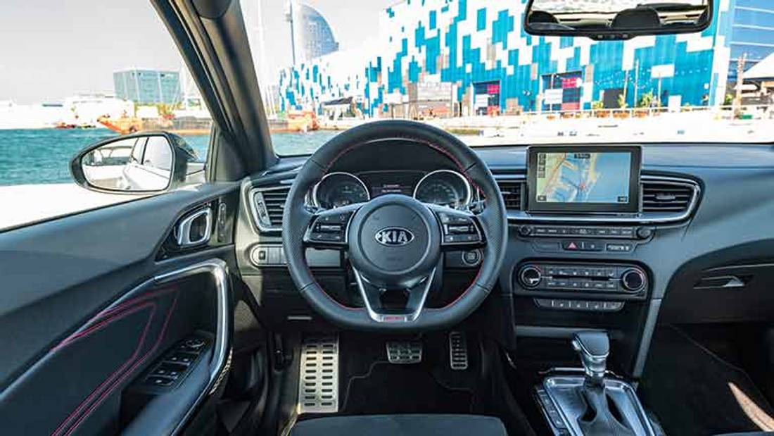 kia-ceed-gt-m-03