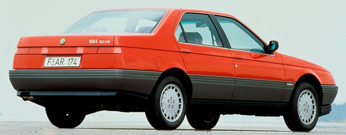 alfa-romeo-164-side