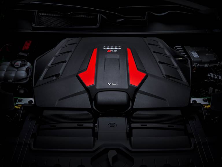 audi-rs-q8-motore