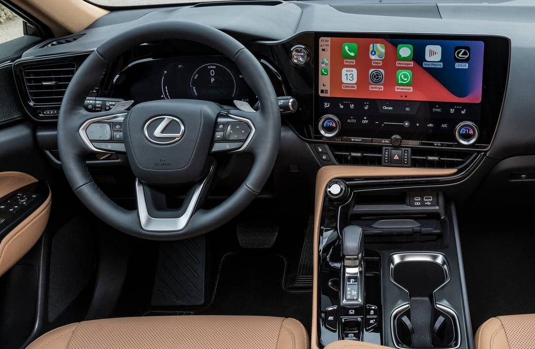 lexus-nx-interior