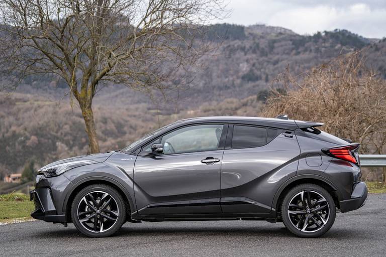 Toyota C-HR GR - laterale