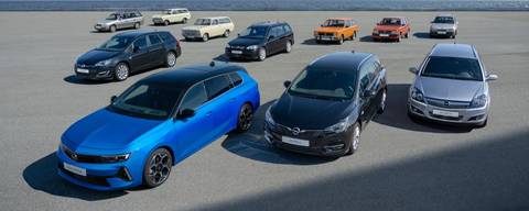 Opel Astra Sports Tourer, la wagon compatta è anche ibrida plug-in