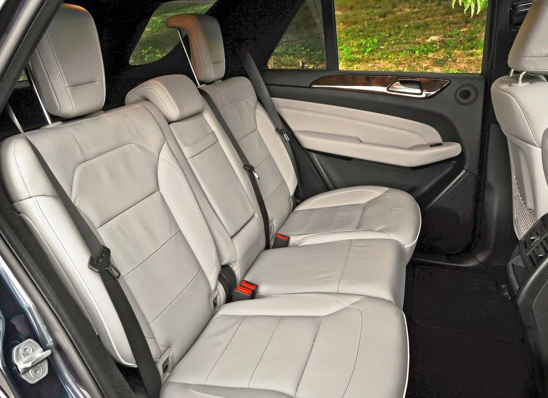 mercedes-benz-m-klasse-seats