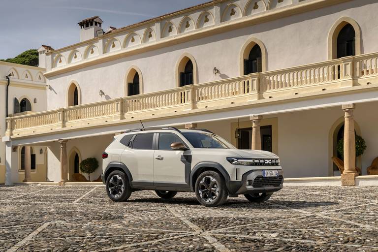 dacia duster hybrid extreme 36
