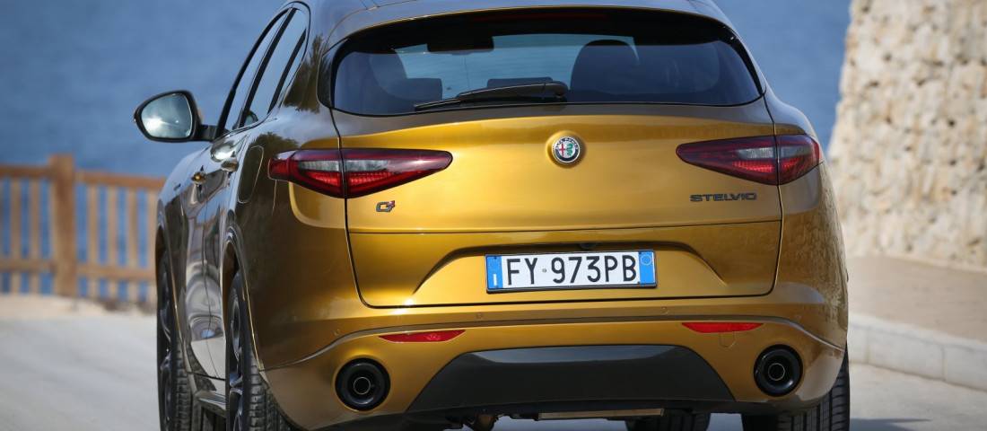 alfa-romeo-stelvio-2019-47-4-1100.jpg