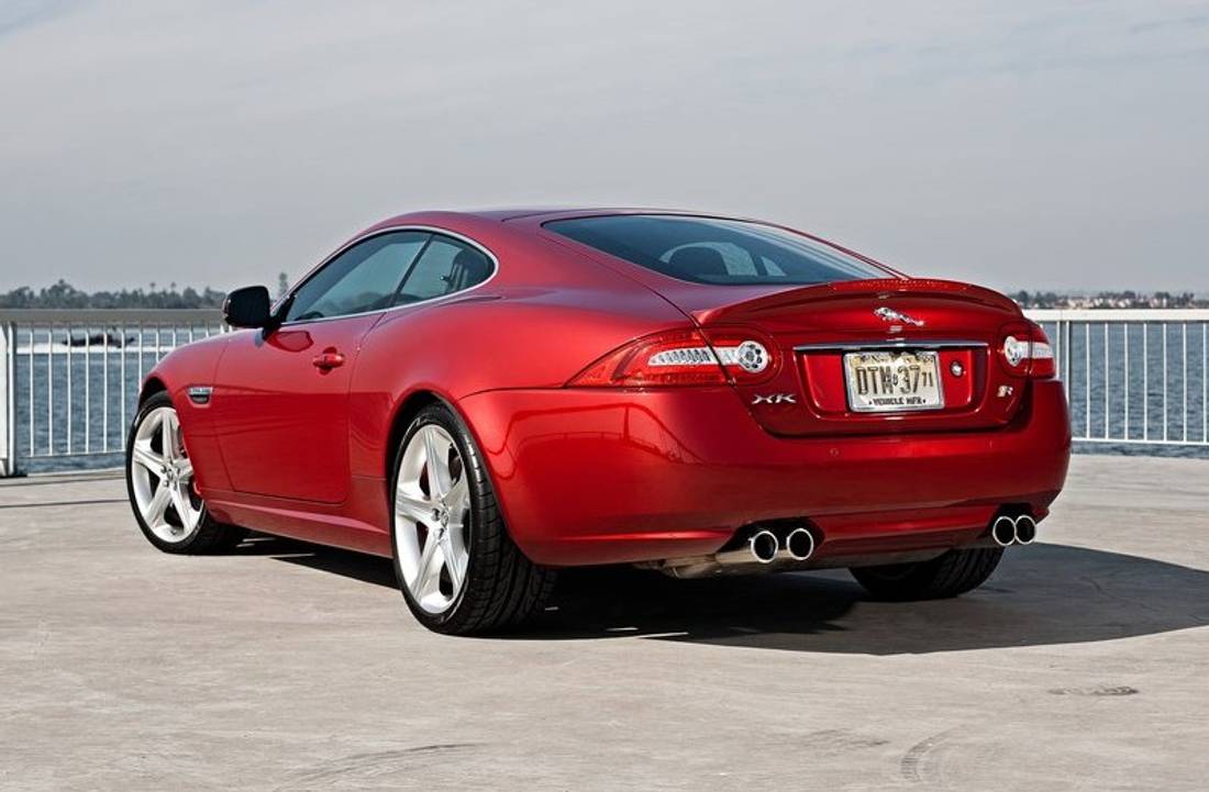 jaguar-xkr-back.jpg