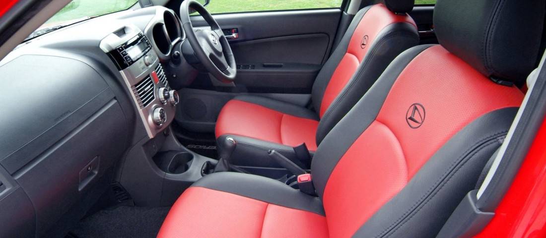 Daihatsu-Terios-Interior