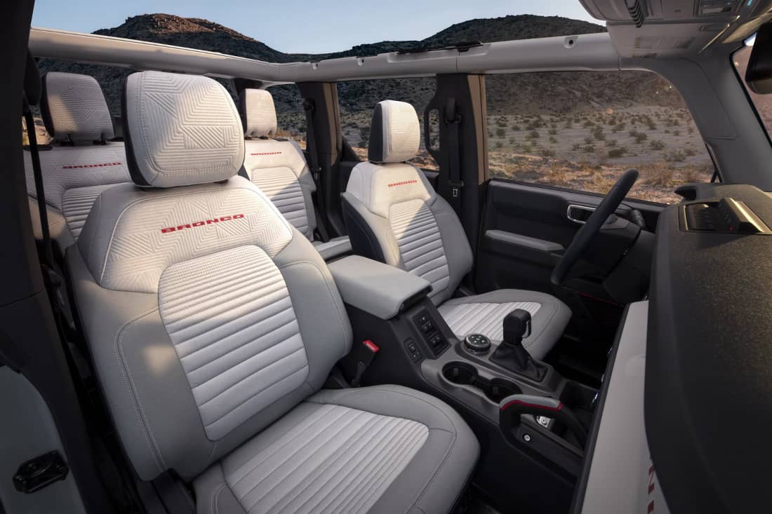 Ford Bronco dimensioni, interni, motori, prezzi e concorrenti