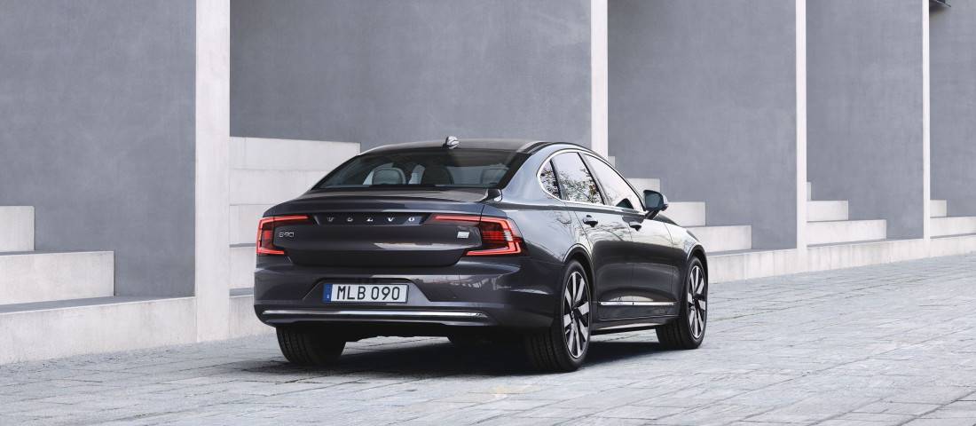 294998_S90_Recharge_T8_AWD_Platinum_Grey-1100