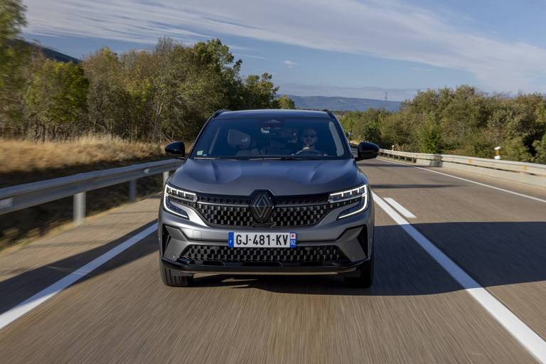 The All-New Renault Austral Esprit Alpine E-TECH Hybrid - Satin Shale Grey 34