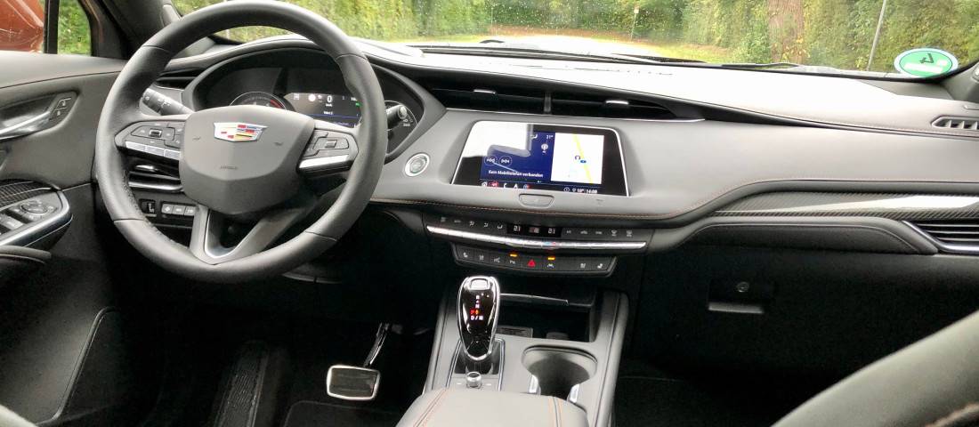 Cadillac XT4 Sport 2021 Int Cockpit