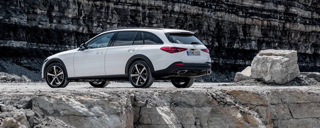 Nuova Mercedes Classe C All Terrain: sua "altezza" la cross country