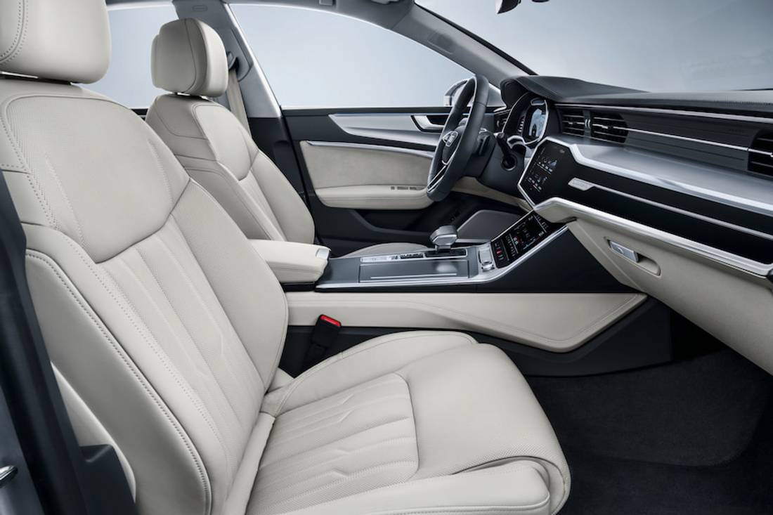 audi-a7-frontseats.jpg