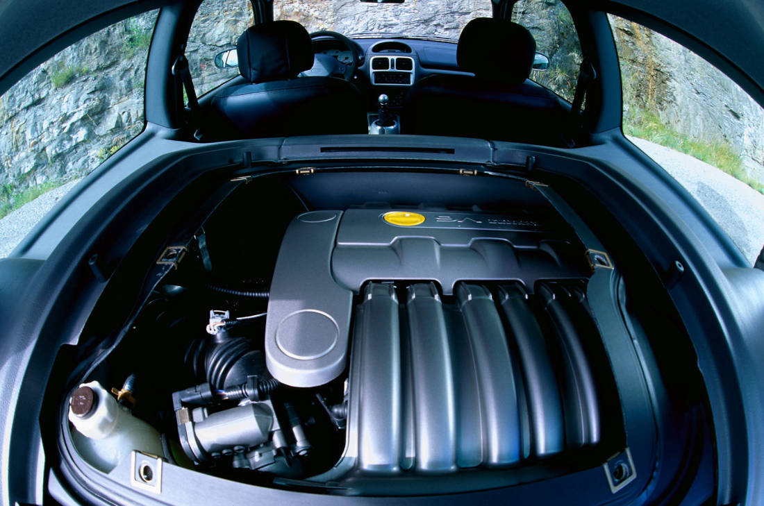 Renault-Clio-V6-(29)