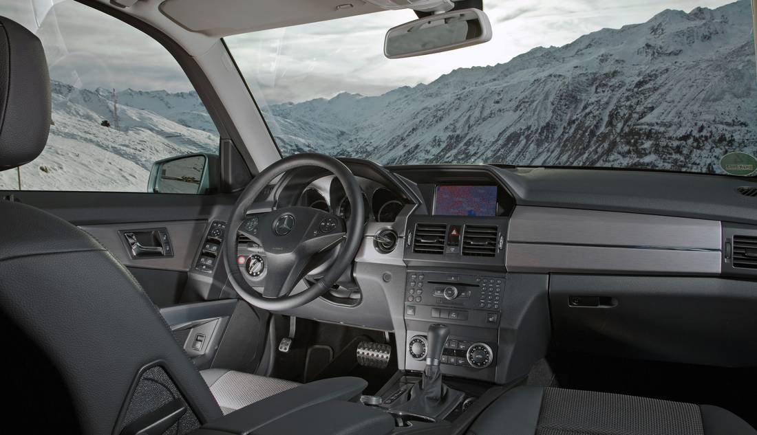 mercedes-benz-glk-220-interior