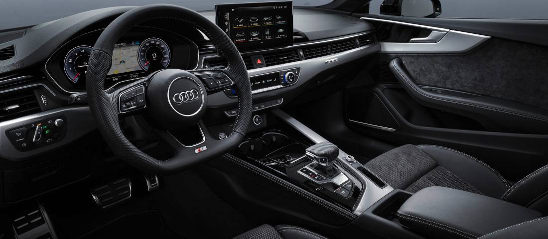 audi-a5-coupe-interieur