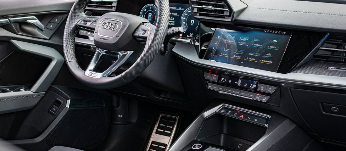 audi-a3-limousine-interieur