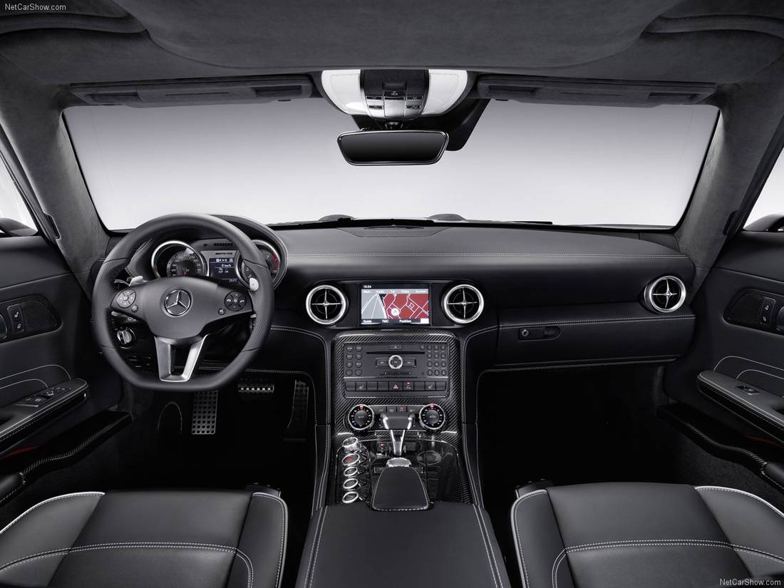 mercedes-benz-sls-interieur