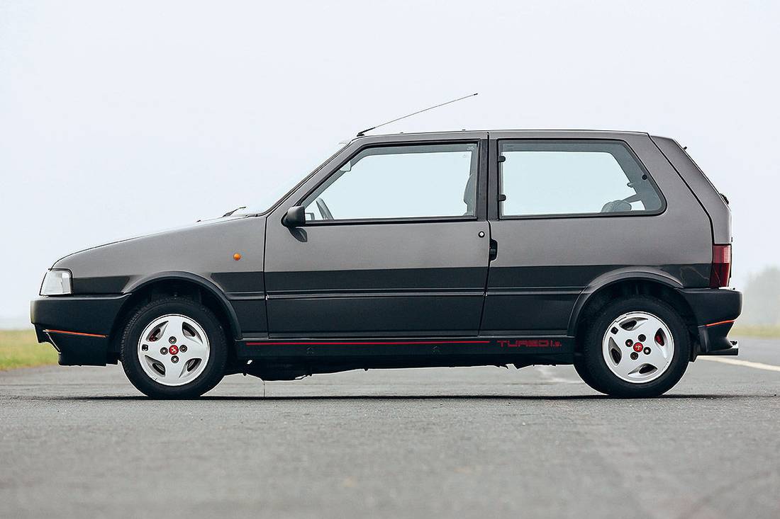 fiat uno turbo i