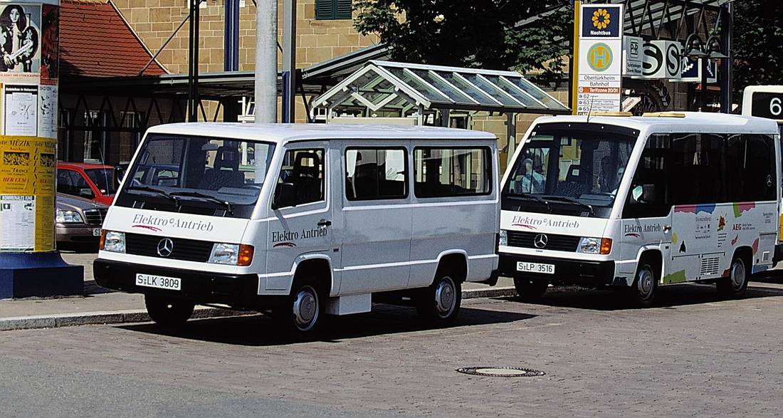 mercedes-benz-mb-100-side