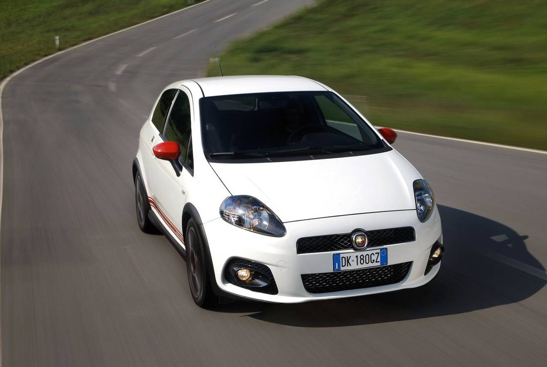 abarth-grande-punto-front