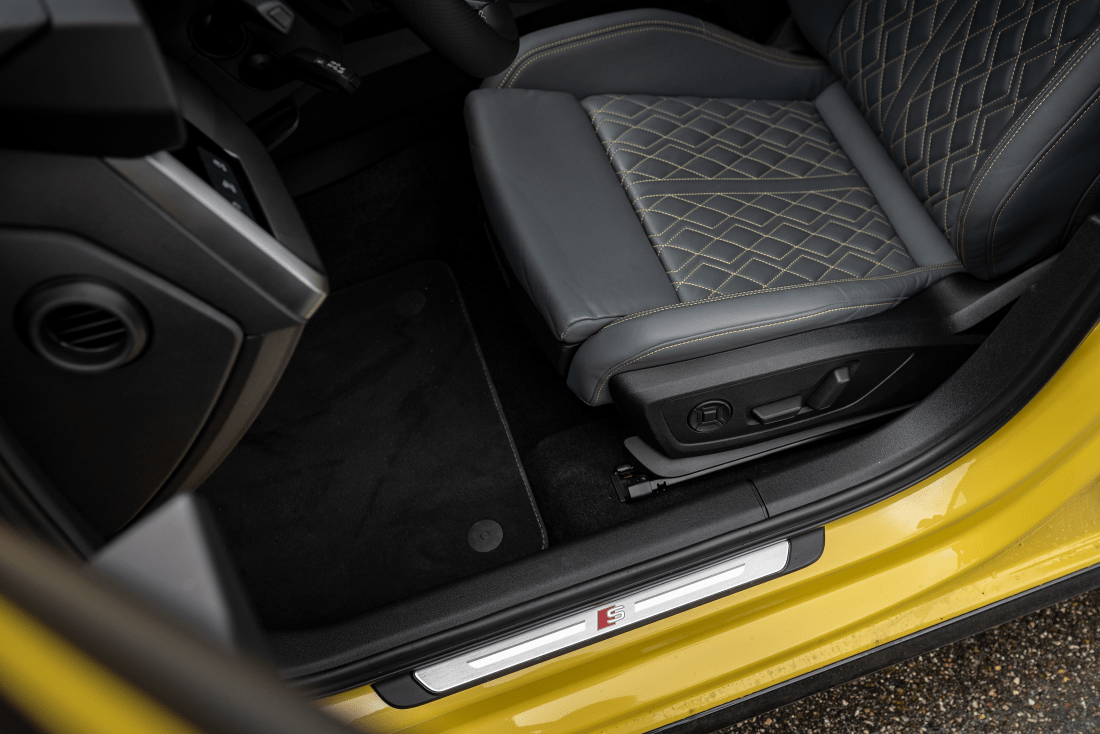 audi-s3-sportback-seats