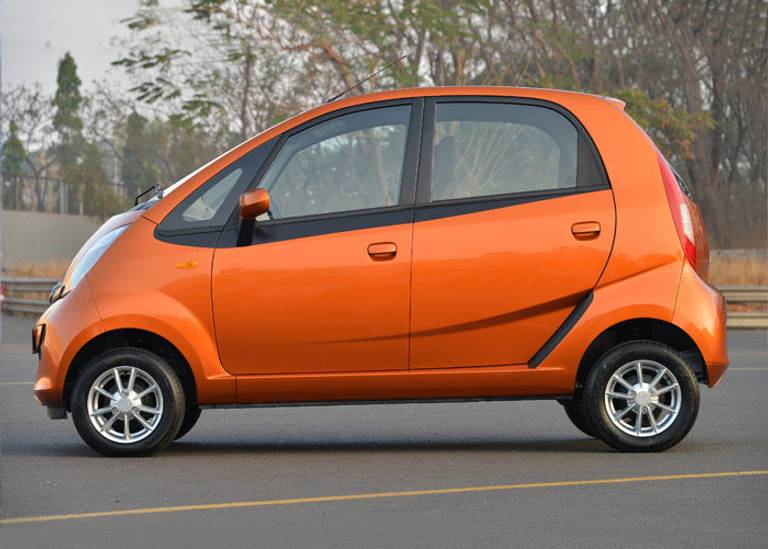  Da tempo considerata l'auto più economica del mondo, la Tata Nano.