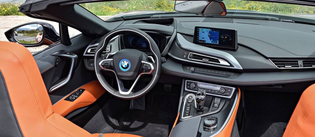 BMW-i8-interior