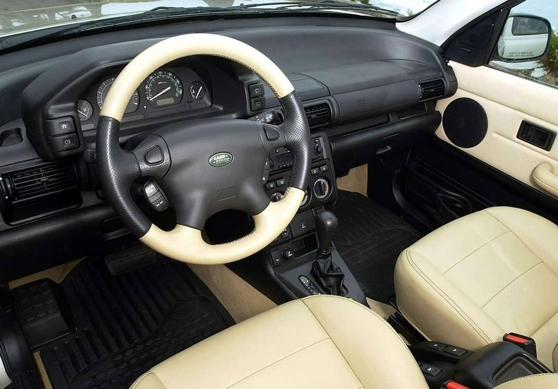 land-rover-freelander-interieur