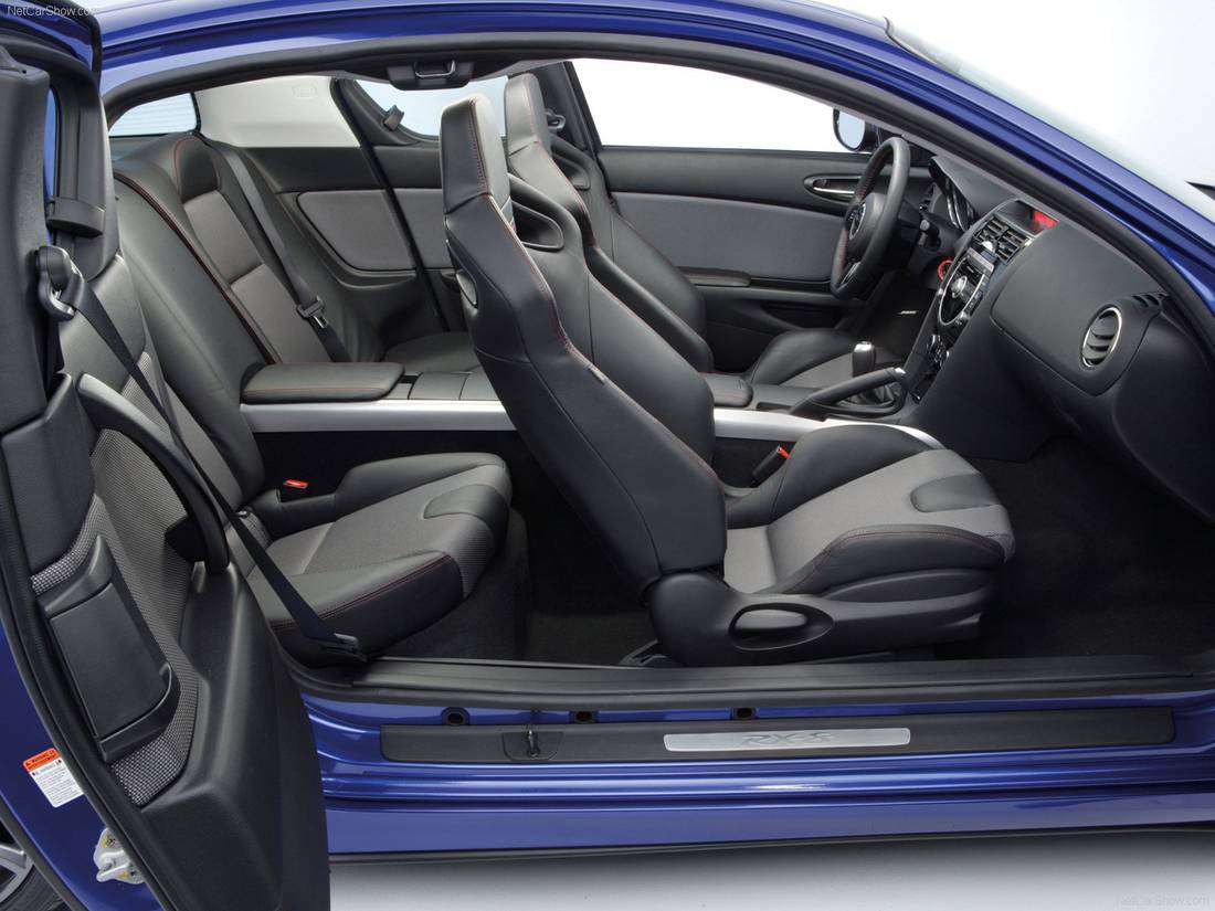 mazda-rx-8-seats