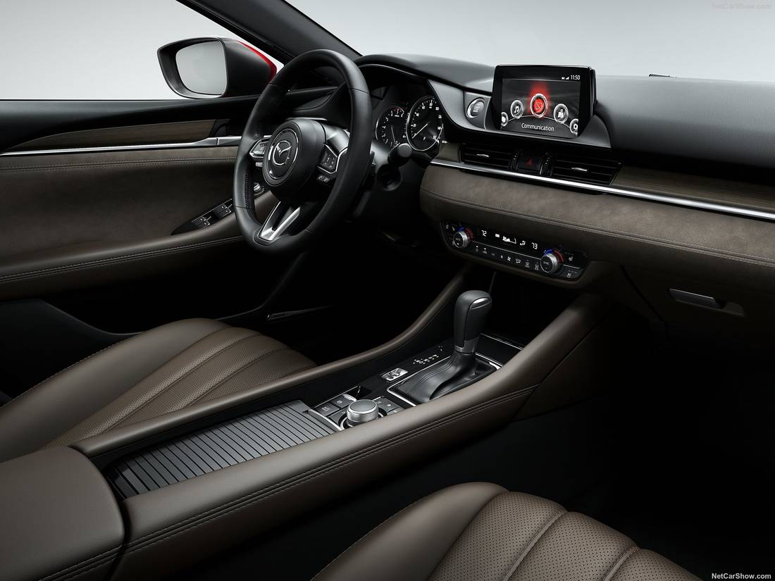 mazda-6-interieur