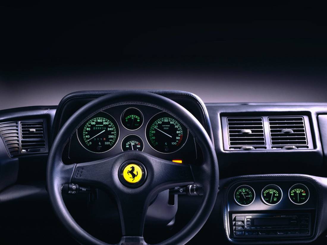 ferrari-f355-interior