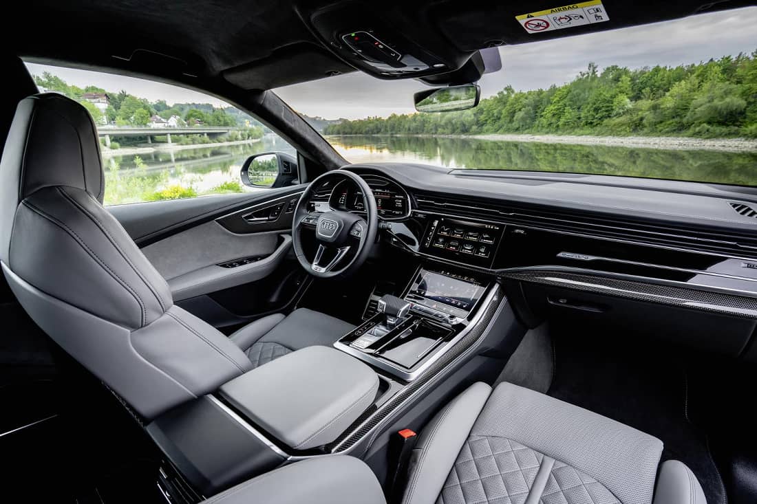 audi-sq7-interior