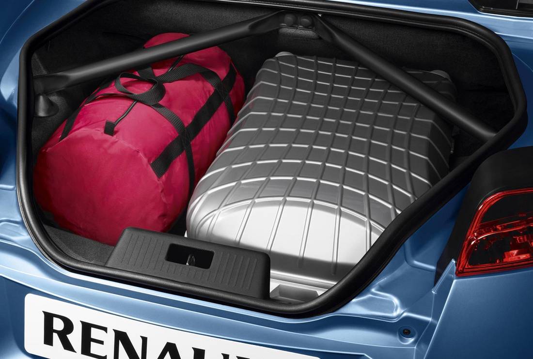 renault-wind-trunk